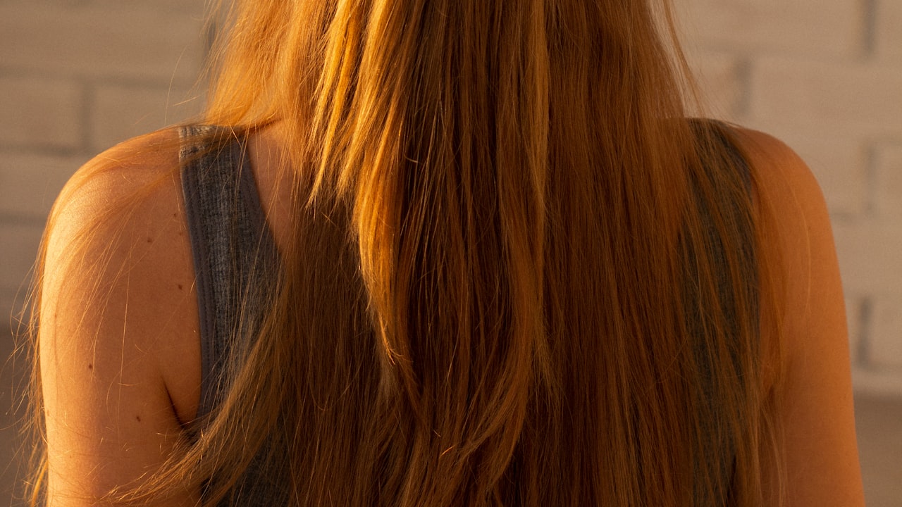 Enjoy a natural hairline with Ishow Hair Lace Wig